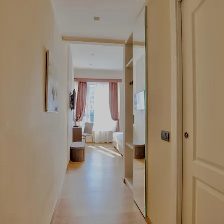 Ah - Fashion District Pensión Milán