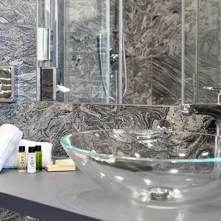 Konukevi Ah - Fashion District 4*