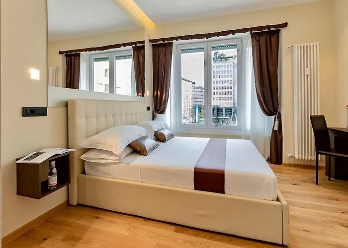 Pensionat Ah - Fashion District 4*