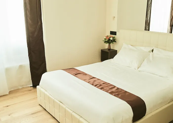 Ah - Fashion District 4* Milano