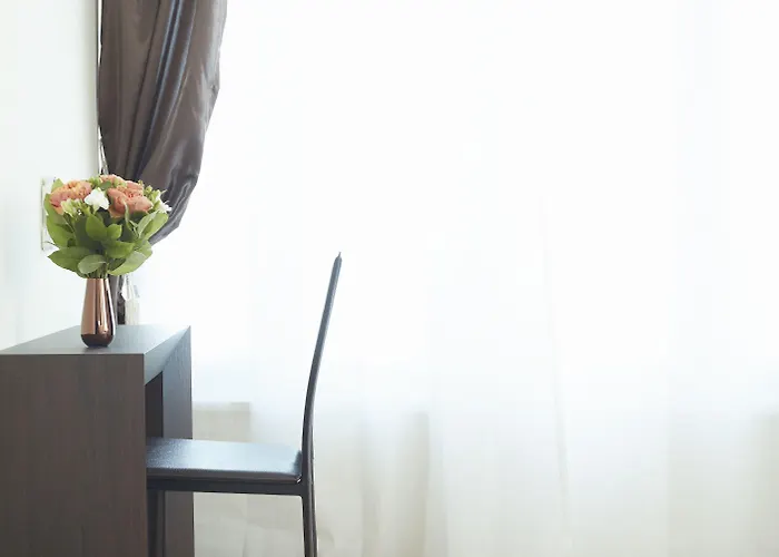 Pensionat Ah - Fashion District 4*