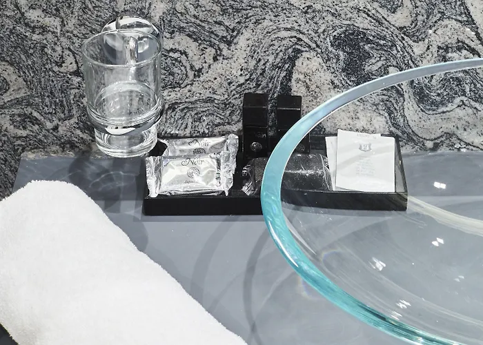 Pensionat Ah - Fashion District Milano