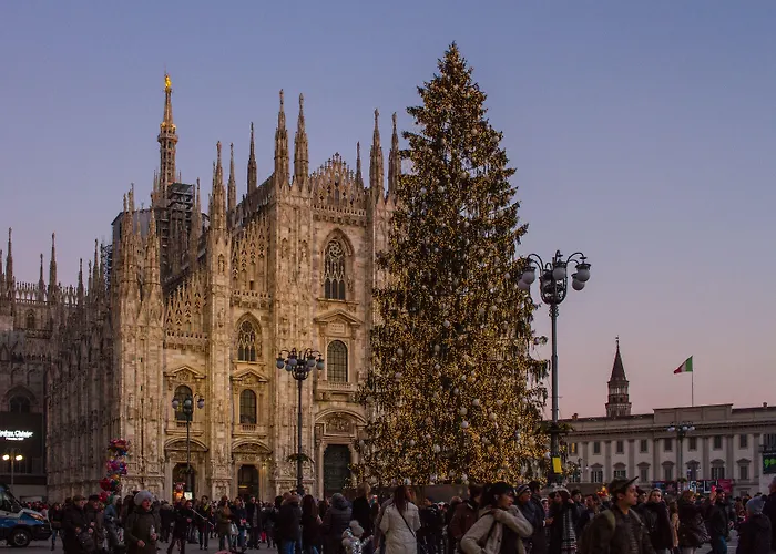 Ah - Fashion District Pensionat 4*