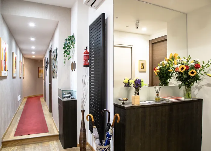 Ah - Fashion District Pensionat 4*